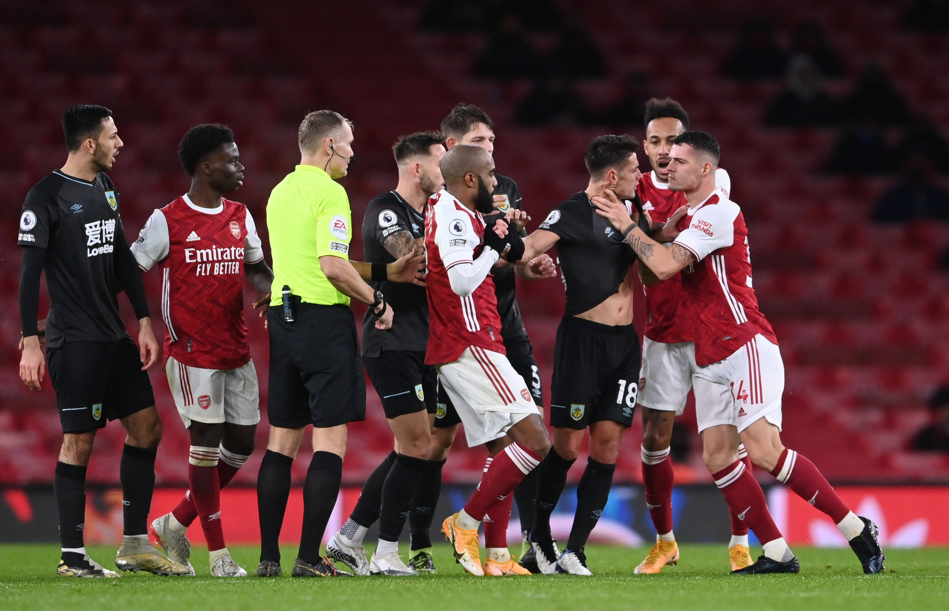 不仅加强了 不仅加强了